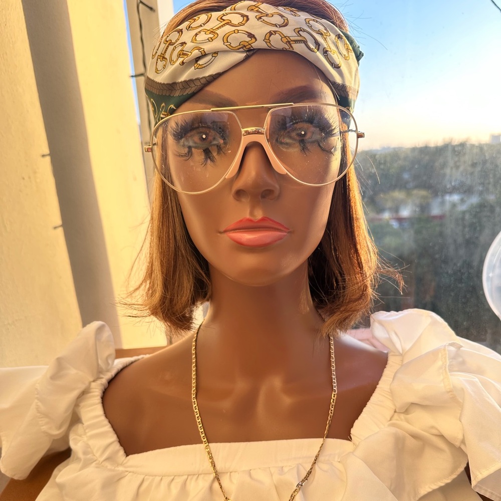 Ship same day - 💯 - New Authentic Gucci GG0432S-001 Avatar sunglass
